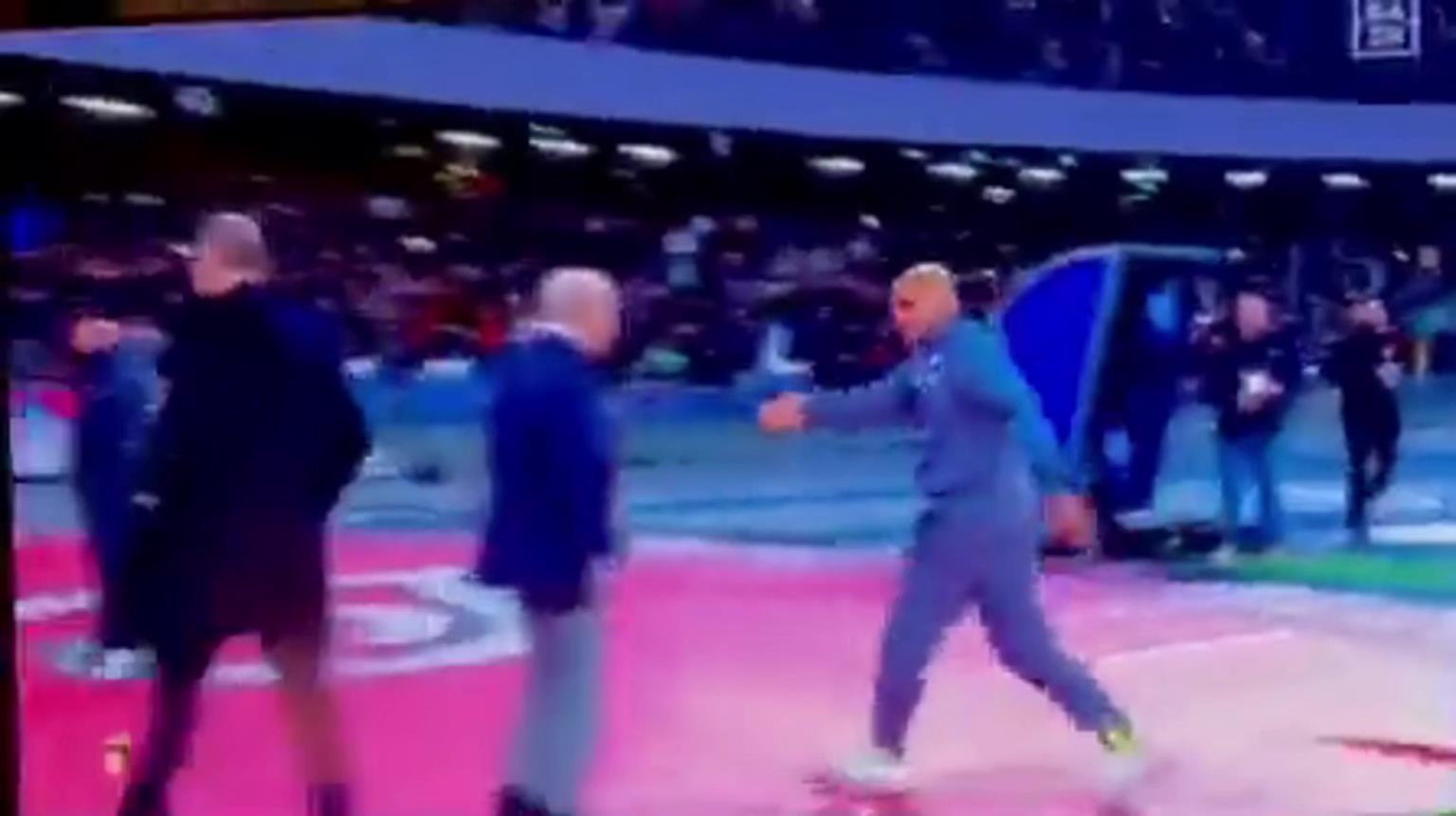 國外網友調侃：這是馬蒂奇賽后見到奧納納的樣子